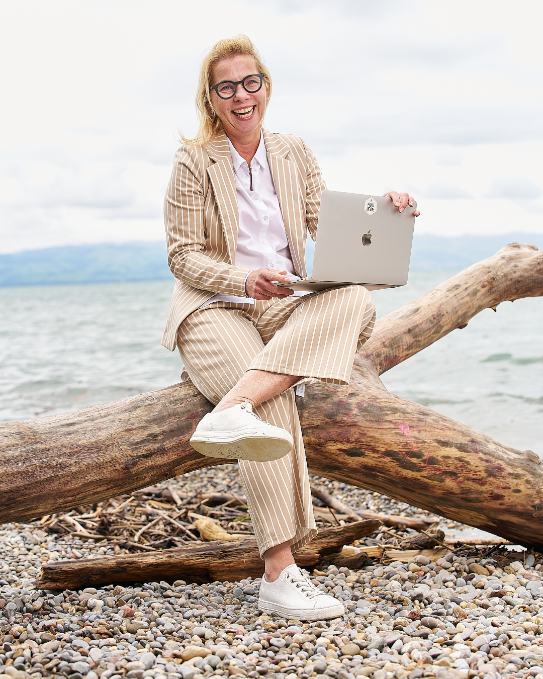 Heide Schneider (frauheide®) - KI-Camper®