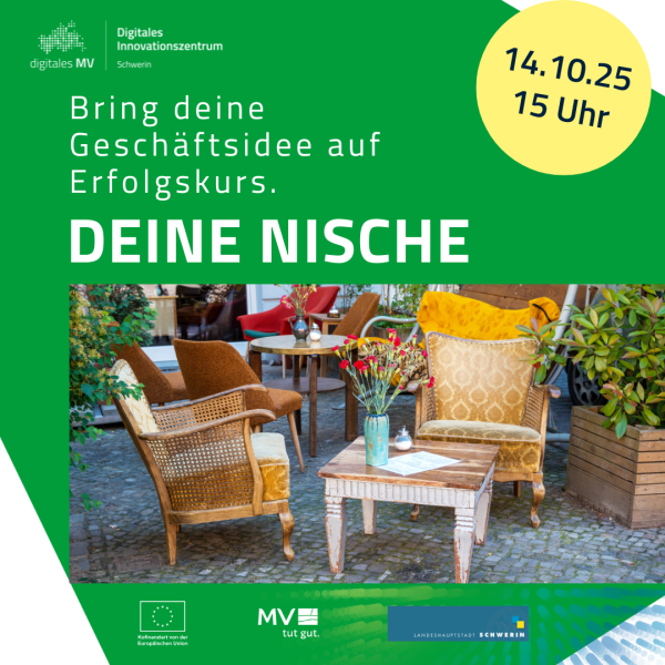 Deine Nische - Bring deine Geschäftsidee auf Erfolgskurs Grüne Grafik mit dem Text „Bring deine Geschäftsidee auf Erfolgskurs. DEINE NISCHE“. Im unteren Bereich ein Foto eines gemütlichen, farbenfrohen Café-Außenbereichs mit Vintagemöbeln und Blumen auf den Tischen.