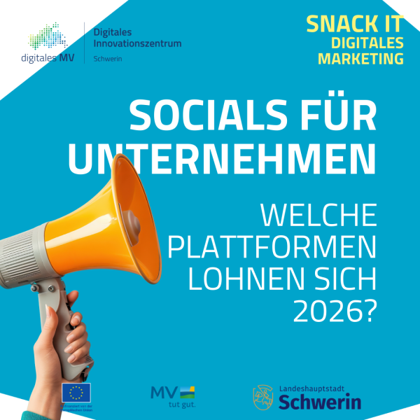 Abgebildet ist eine Hand, die ein orange-gelbes Megafon hält – als Symbol für Kommunikation oder Marketing. Der Hintergrund ist einfarbig und grafisch klar strukturiert, mit diagonalen Gestaltungselementen.